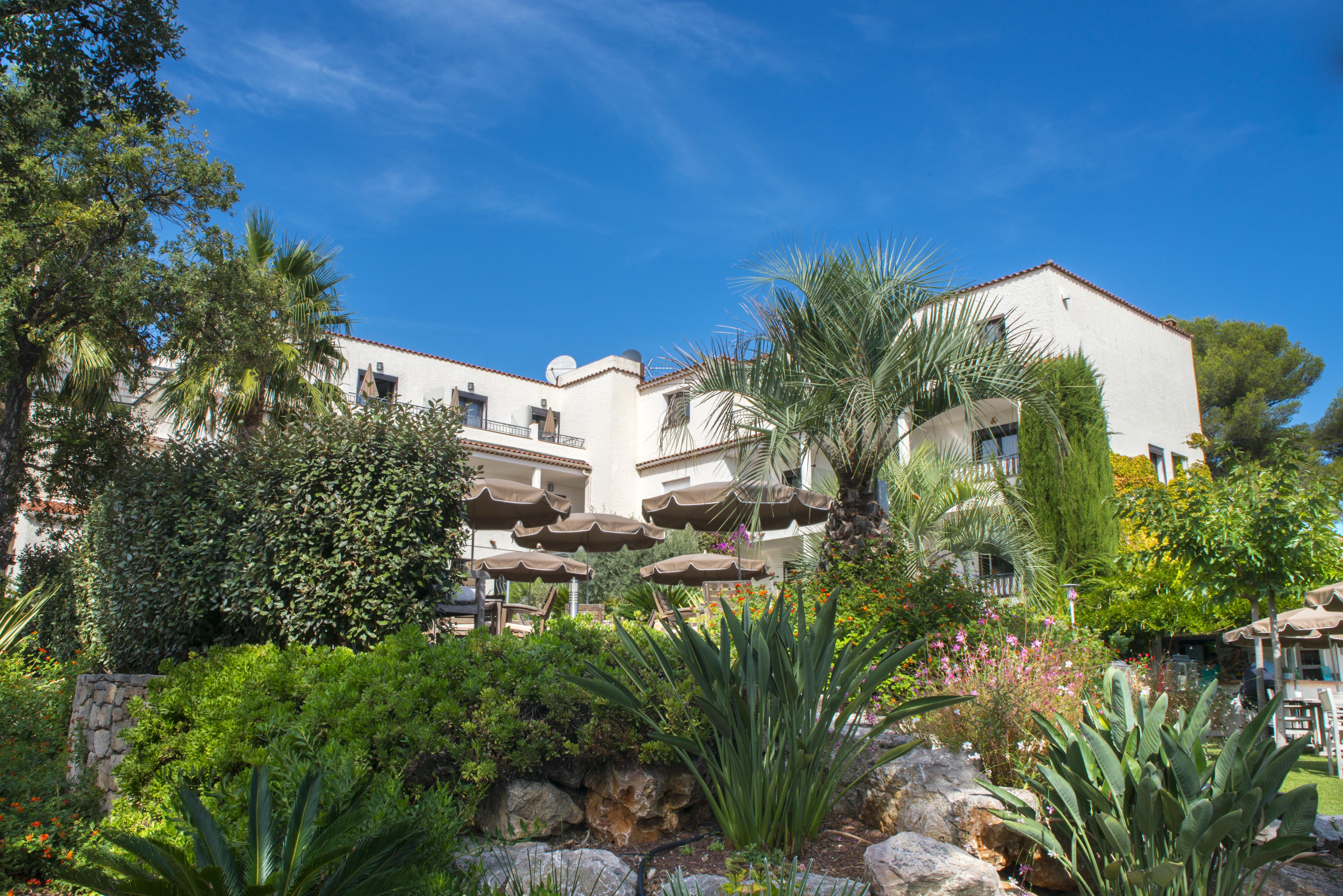 Van Der Valk Hotel Le Catalogne Сент-Егюльф Екстер'єр фото